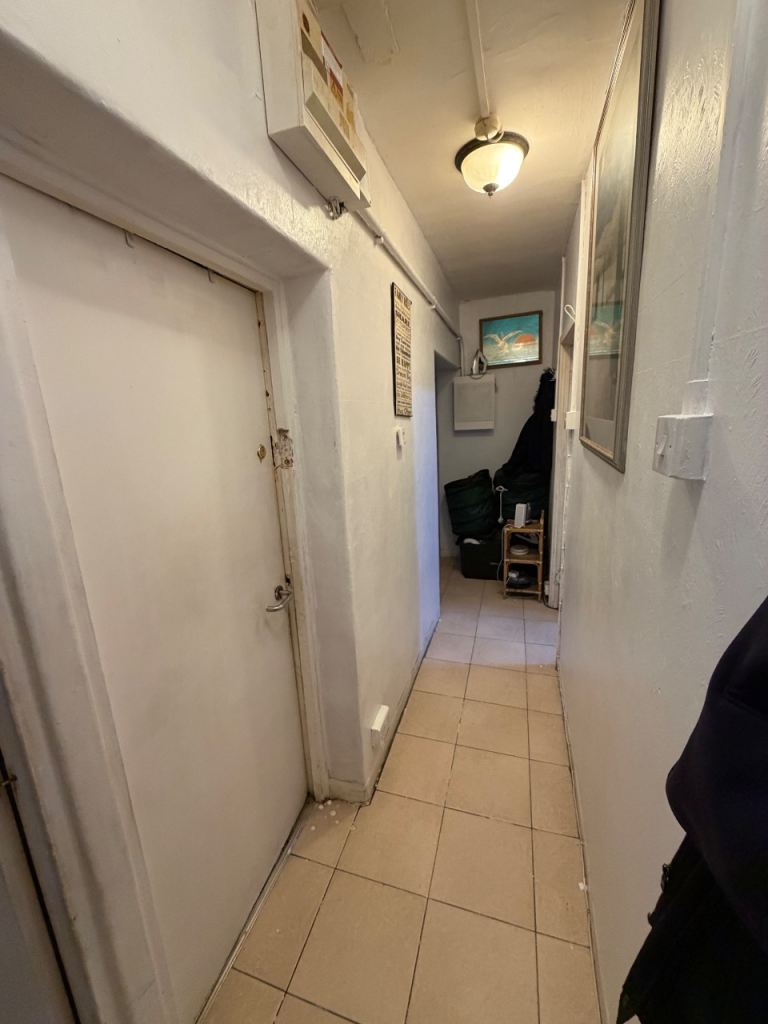 SPACIOUS AND MODERN 4 BEDROOM FLAT IN LONDON SE17