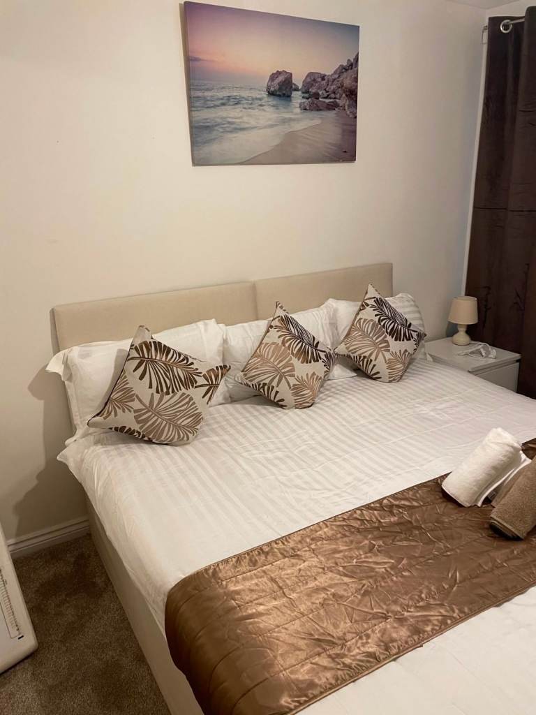 2-Bed Flat Manchester M8  - TURN KEY - COMPANY LET ONLY - SA / Social Housing - AVAILABLE NOW