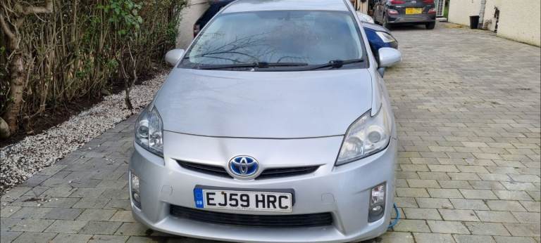 Automatic Toyota Prius Hybrid Cruise control Navigation £20 Tax Revorse Camera LEZ Need an engine
