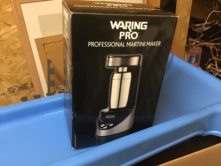 Bar/drinks/girls night in