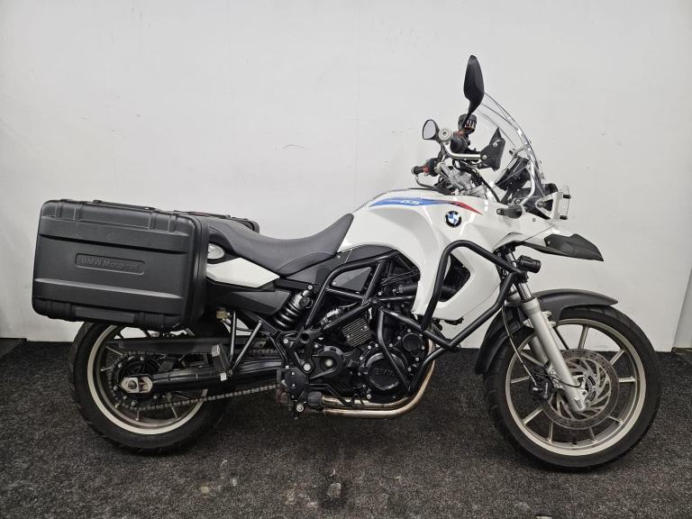 BMW F650GS ** LOW MILEAGE - FULL HISTORY - 12 MONTH MOT **