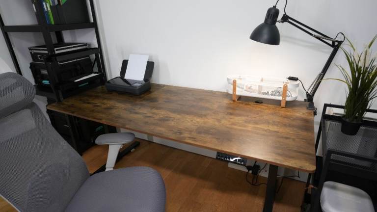 Electric Standing Desk – 180×80 cm – 2 Available