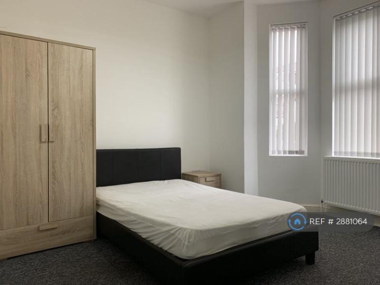 1 bedroom in Earlsdon Street, Coventry, CV5 (#2881064)