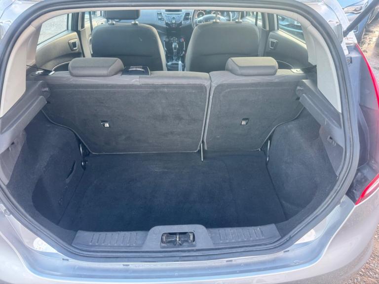 2014 Ford Fiesta 1.6 Zetec 5dr Powershift HATCHBACK PETROL Automatic