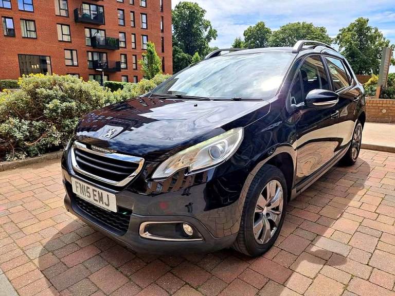 Peugeot, 2008, Hatchback, 2015, Manual, 1.2 Petrol ULEZ - Very Cheap to Insurance + SUV