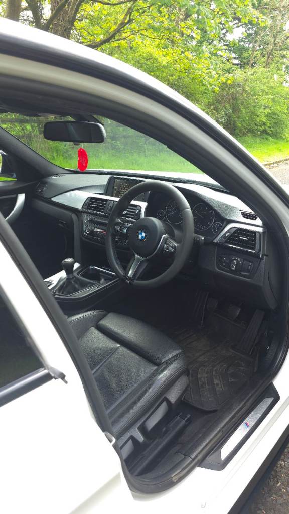 BMW, 3 SERIES, Saloon, 2013, Manual, 1995 (cc), 4 doors