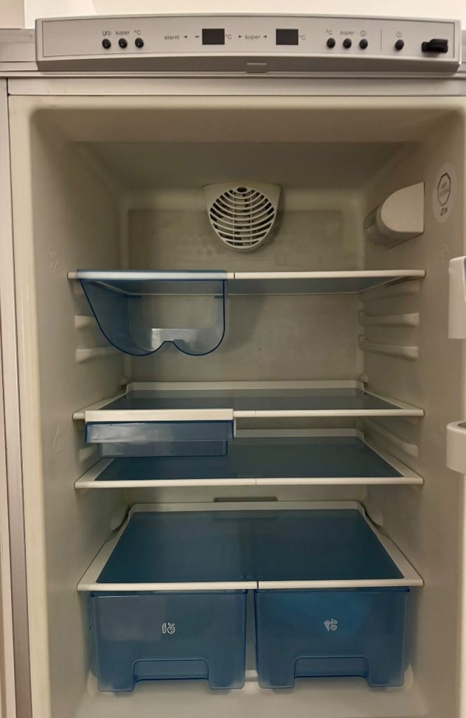 Bosch Freestanding Fridge Freezer