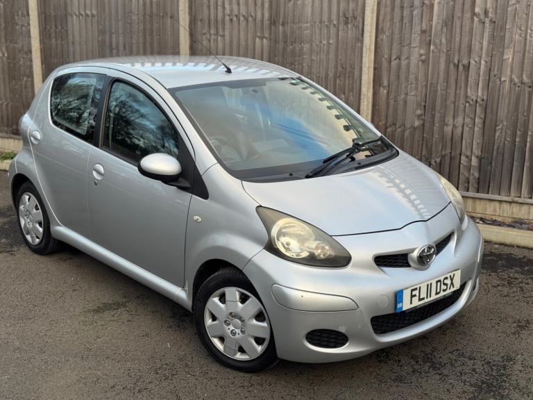 2011 Toyota AYGO 1.0 VVT-i Ice 5dr HATCHBACK Petrol Manual