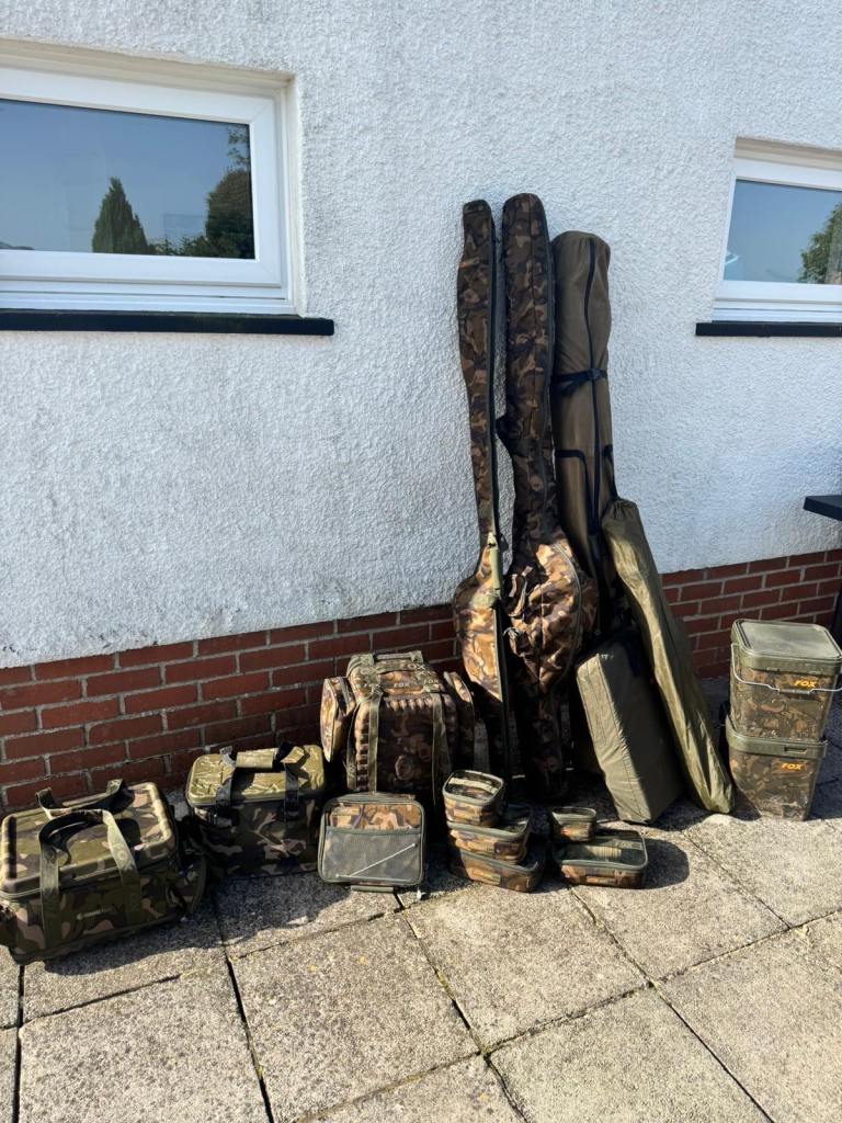 Job lot fox tackle and equipment 