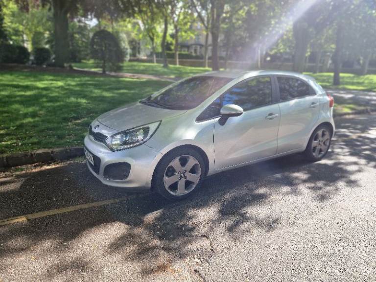 Kia, RIO, Hatchback, 2014, Manual, 1396 (cc), 5 doors