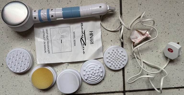 HEAT MASSAGER HINARI HAND HELD BODY ZONE WITH 5 ATTACHMENTS, BOXED LIKE NEW ONLY £15 CAN POST