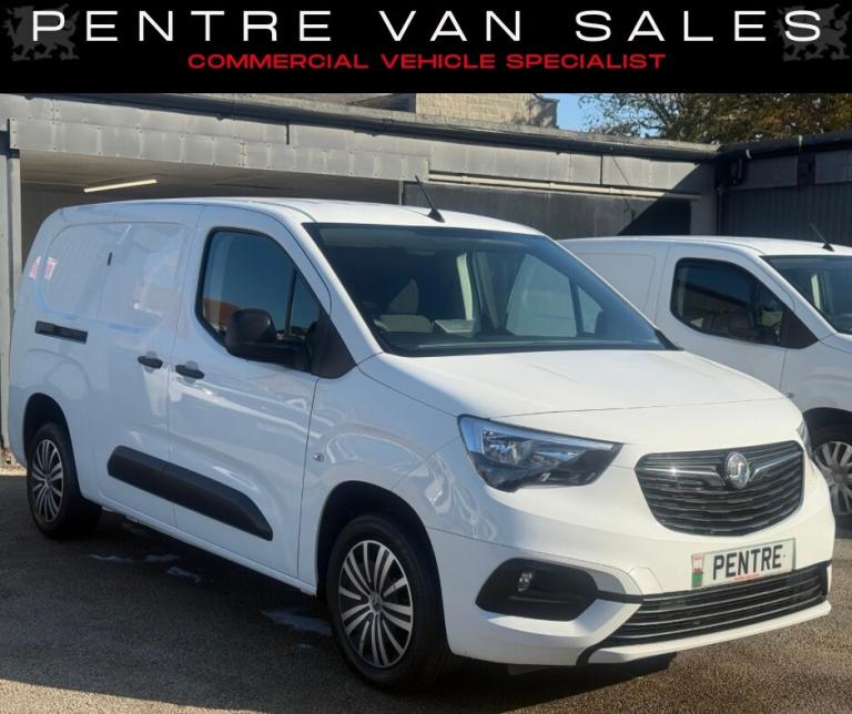 2021 Vauxhall Combo 2300 1.5 Turbo D 100ps L2 H1 Sportive Van PANEL VAN Diesel Manual