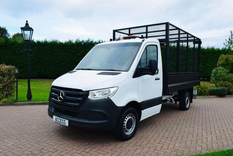 2022 Mercedes-Benz Sprinter 3.5t Progressive Chassis Cab CHASSIS CAB DIESEL Manual
