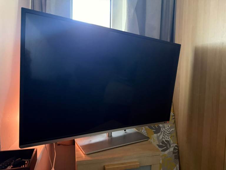 Toshiba 40" Full HD LED TV + Fire Stick Bundle
