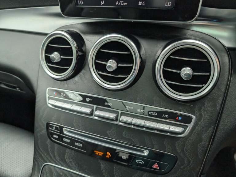 2018 Mercedes-Benz GLC GLC 220d 4Matic AMG Line Premium 5dr 9G-Tronic ESTATE DIESEL Automatic