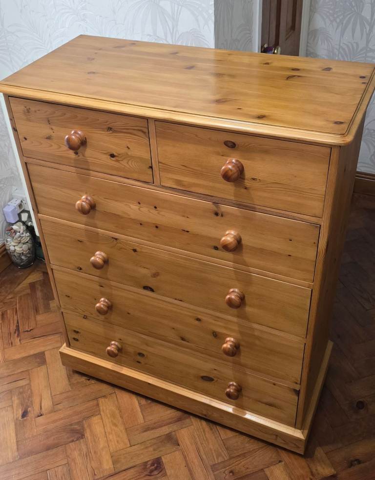  Pine Chest of Drawers