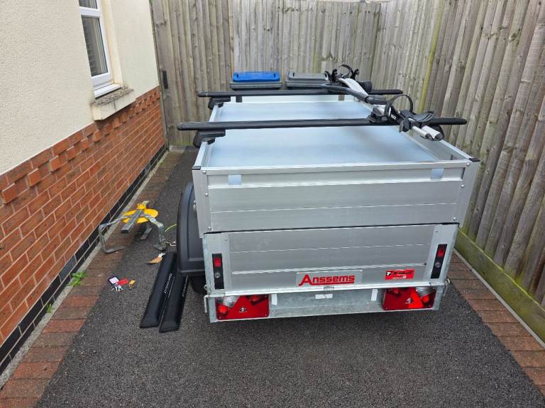 Anssems GT500 Trailer