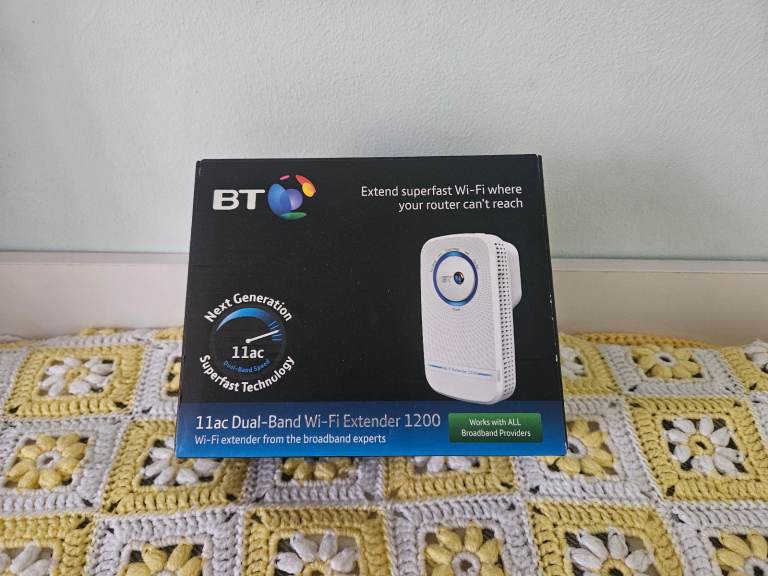 BT 1200 WIFI 11ac. dual band Wi-Fi rage extender booster