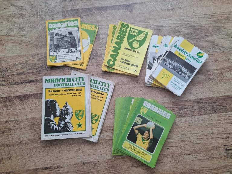Norwich City Vintage Football Programmes: Job lot of over 80 programmes.
