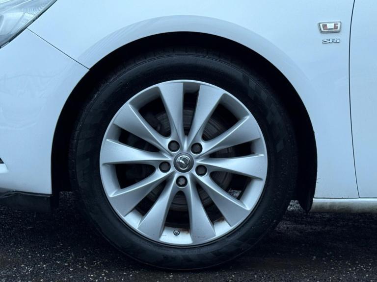 2015 Vauxhall Astra GTC 1.4T 16V 140 SRi 3dr HATCHBACK PETROL Manual