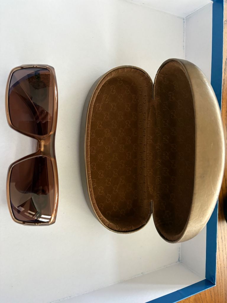 Pair Women’s Gucci Sunglasses