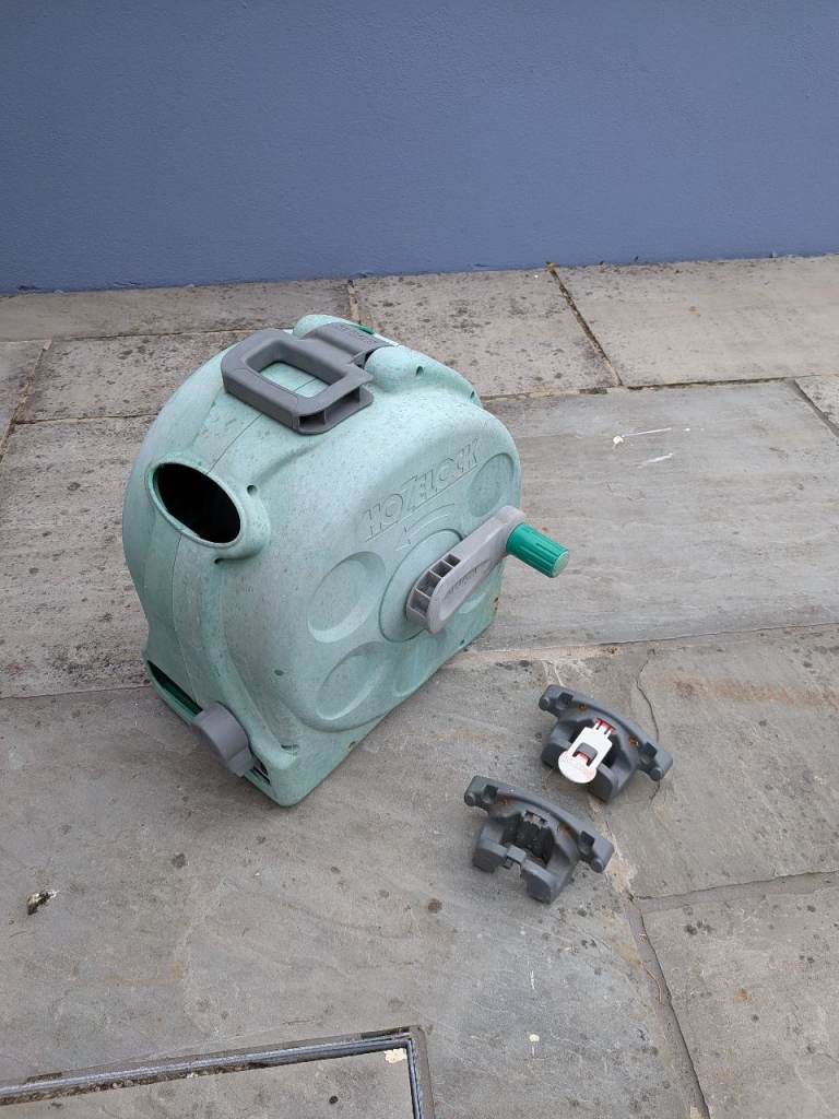 Hozelock hose reel 