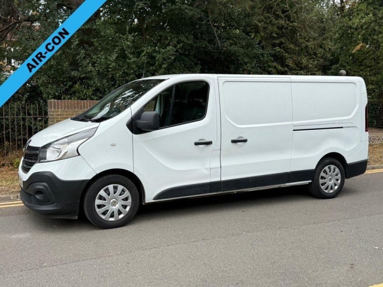 2021 21 RENAULT TRAFIC 2.0 DCI ENERGY 30 BUSINESS+ 120BHP EURO 6 L1 H1 LWB PANEL