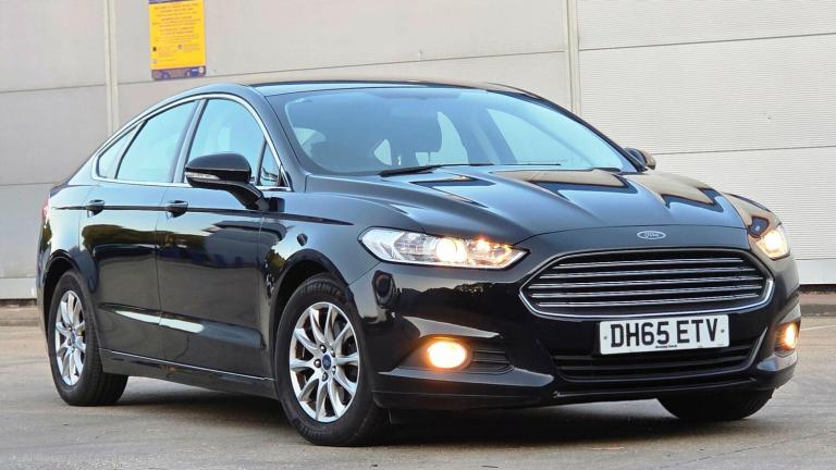 2016 Ford Mondeo 2.0 TDCi Zetec Euro 6 (s/s) 5dr HATCHBACK Diesel Manual