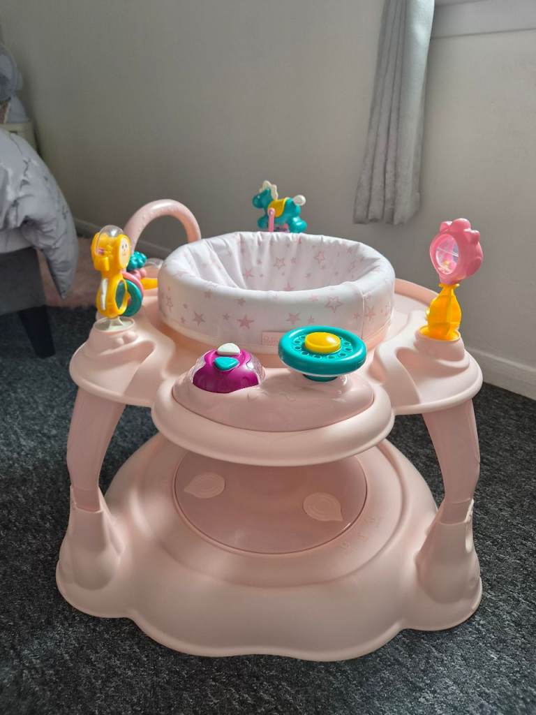 Puggle 3-in-1 360 bounce, twist and play Entertainer 