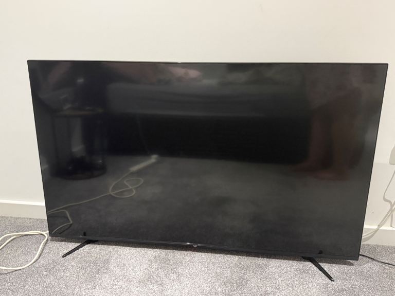 Bush Smart Tv 58inch 