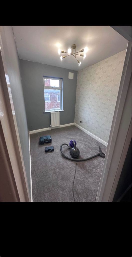 3 bed semi detached house for Rent