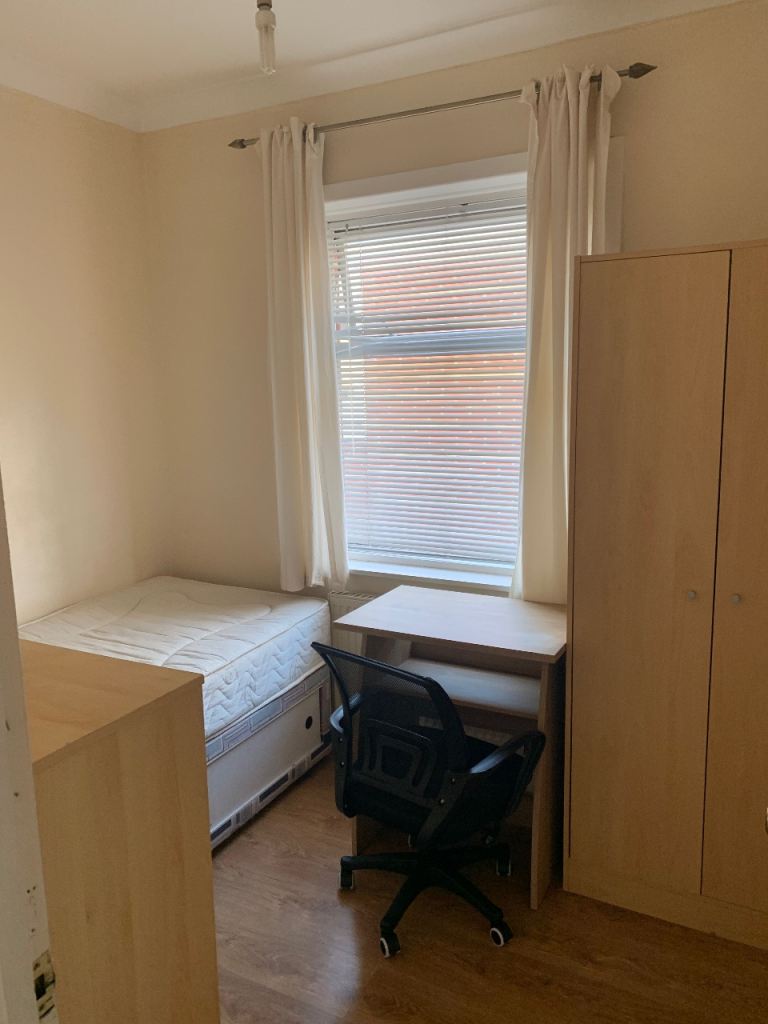 Room to let