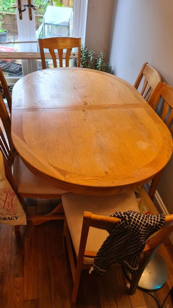 Dining table and 6 chairs
