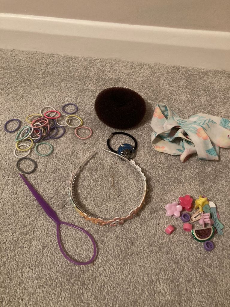 Hair accessories 