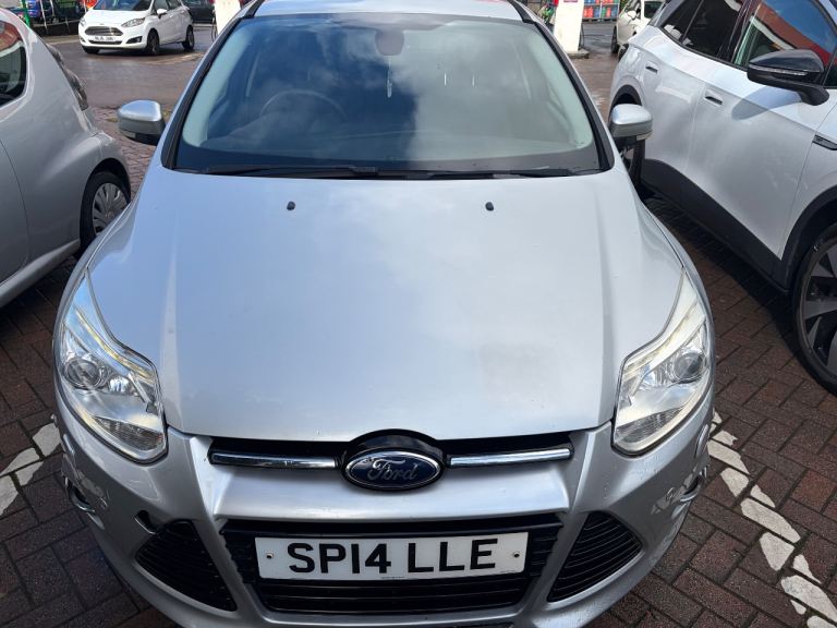 Ford, FOCUS, Hatchback, 2014, Manual, 998 (cc), 5 doors