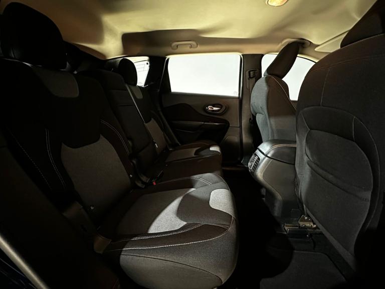 2014 64 JEEP CHEROKEE LONGITUDE M-JET 2.0 DIESEL SUV 140 BHP SERVICE HISTORY