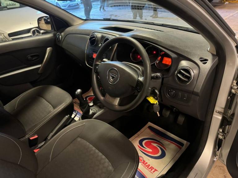 2015 Dacia Sandero 1.5 dCi Laureate 5dr HATCHBACK DIESEL Manual