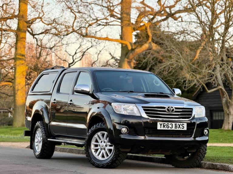 2013 Toyota Hilux 3.0 D-4D Invincible Auto 4WD Euro 5 4dr PICK UP Diesel Automatic