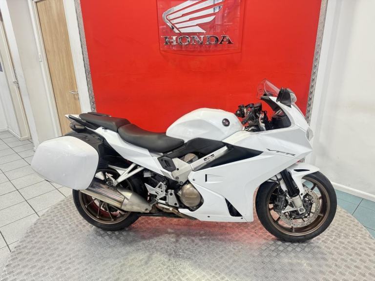 2015 '15' Honda VRF800F