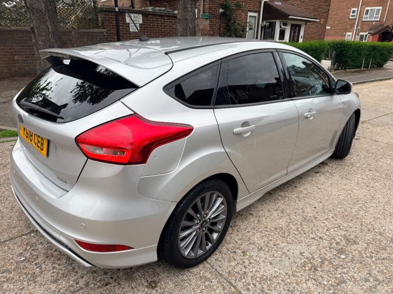 Ford, FOCUS, Hatchback, 2018, Manual, 999 (cc), 5 doors