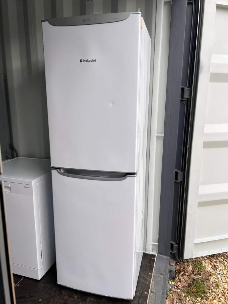 Tall Fridge Freezer - Hotpoint (Delivery Available) Product ID:611