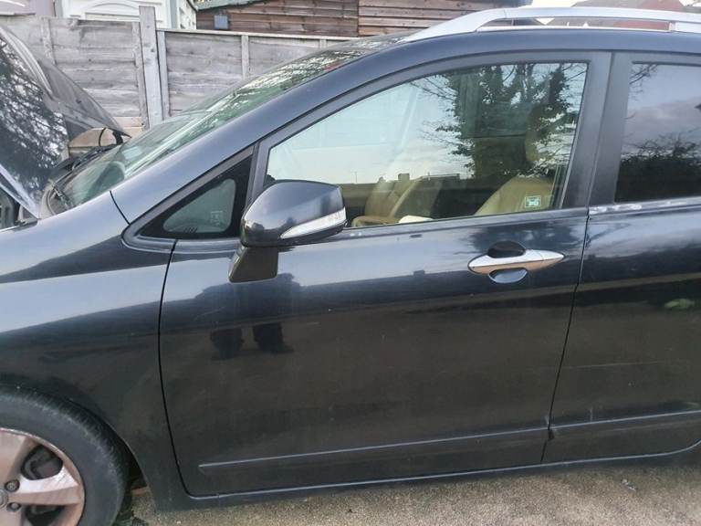 Honda FRV Left Side Front Door Black FOR PARTS ONLY 2006 Other parts available