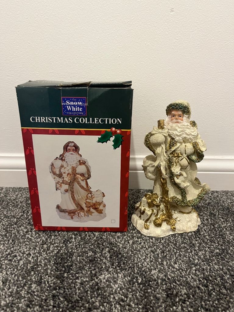 Snow White Christmas Collection Father Christmas ornament