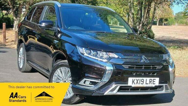 2019 Mitsubishi Outlander 2.4h TwinMotor 13.8kWh 4h SUV 5dr Petrol Plug-in Hybrid CVT 4WD Euro 6 ...