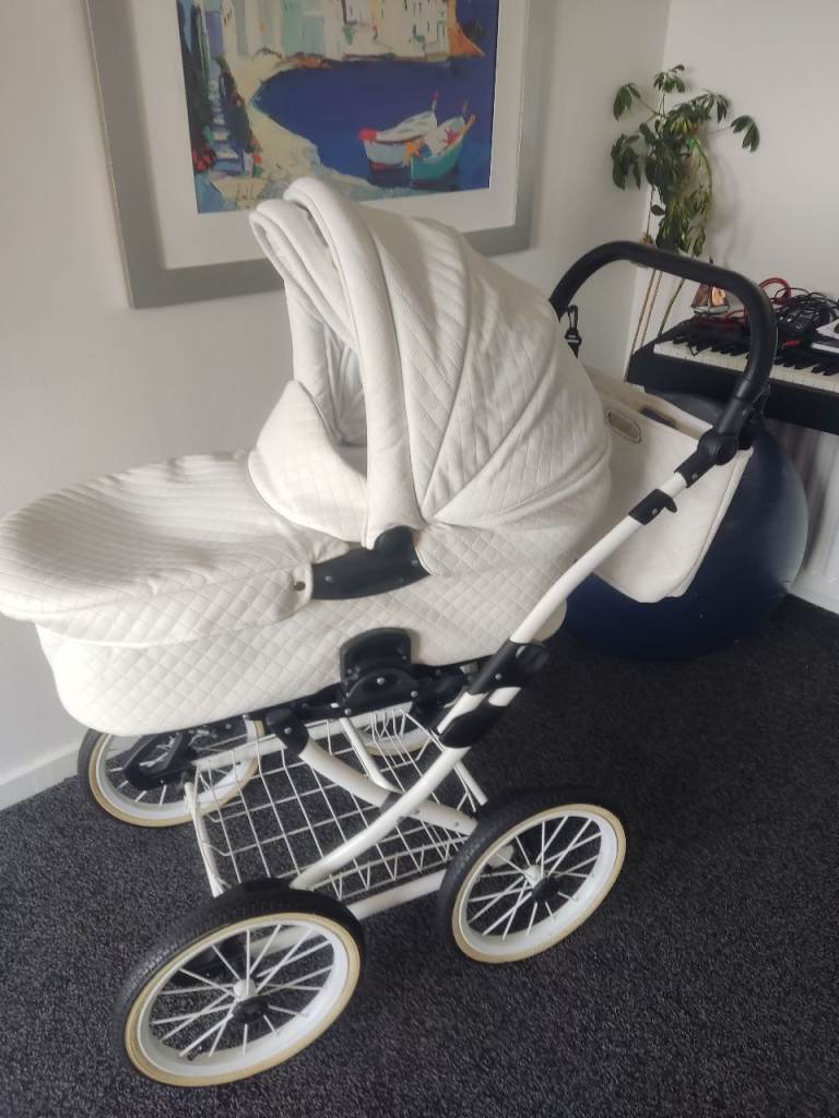 Isabell Retro Vintage Pram & Bassinet Chassis