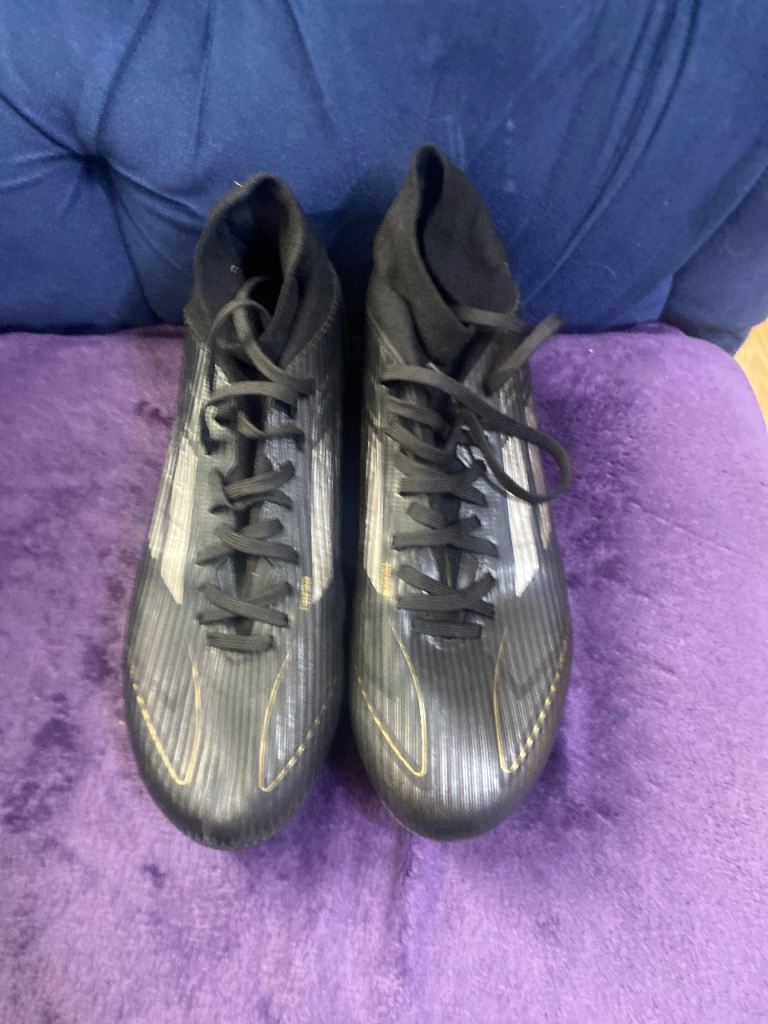 Black Football Boots – Good Condition