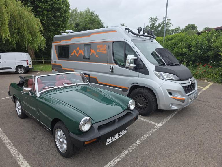 1976 MG Midget Petrol