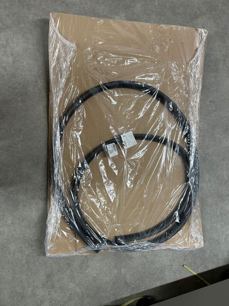 Vw t6 Front passenger down seal 