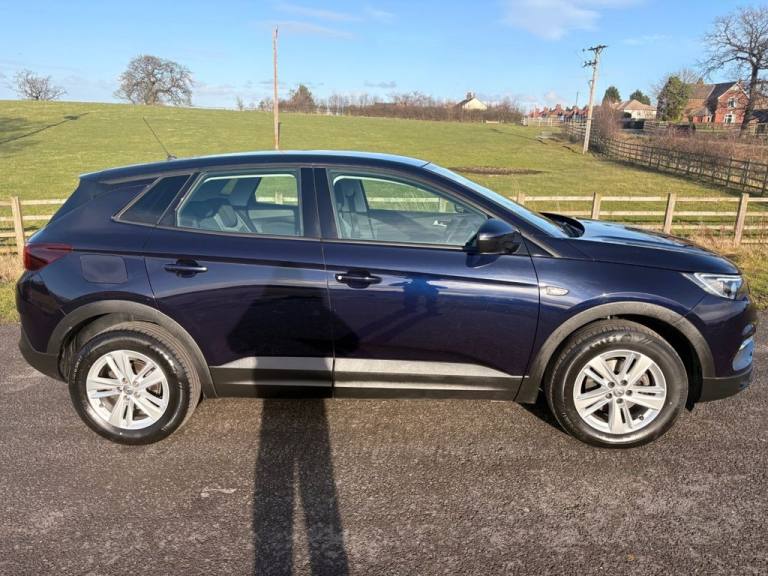 2019 Vauxhall Grandland X 1.2 Turbo GPF SE SUV 5dr Petrol Manual Euro 6 (s/s) (130 ps) HATCHBACK ...