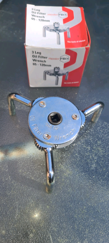 Oil filter wrench tool oil filter removal tool 